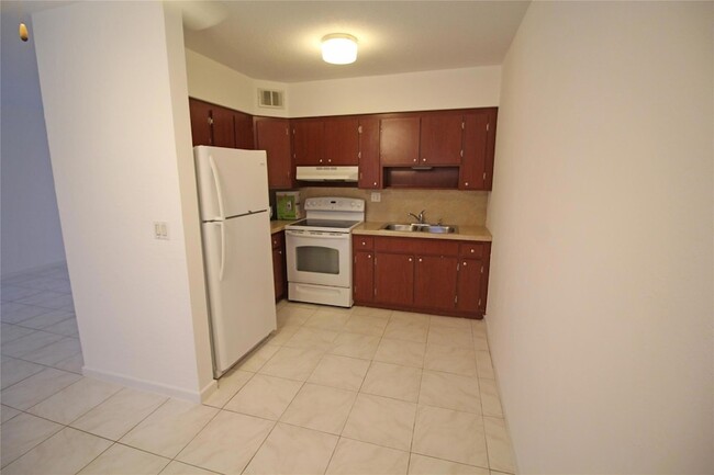 3212 NE 10th St, Unit 2 in Pompano Beach, FL - Building Photo - Building Photo