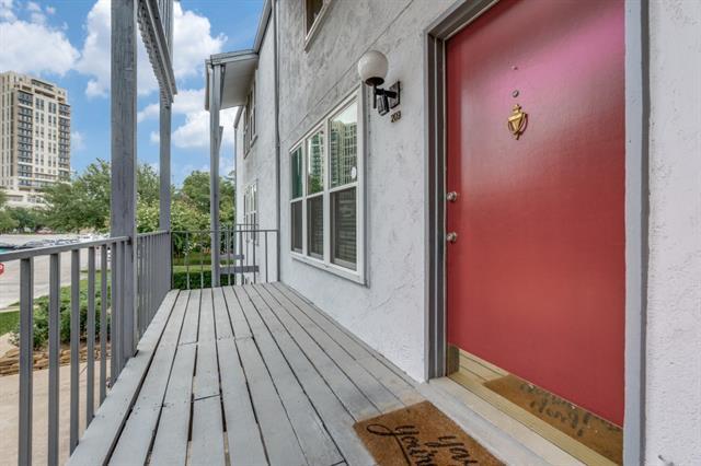 3827 Gilbert Ave-Unit -209 in Dallas, TX - Building Photo - Building Photo