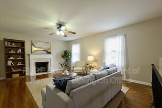 3462 Lansdowne Dr in Lexington, KY - Building Photo - Building Photo