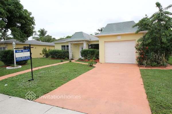 5365 SW 10th Ct in Margate, FL - Building Photo - Building Photo