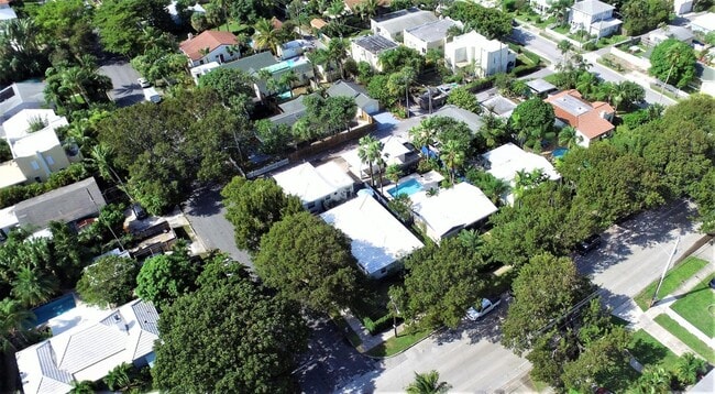 403 32nd St in West Palm Beach, FL - Building Photo - Building Photo