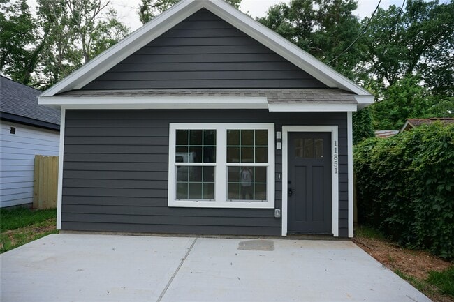 property at 11847 Nelwood St