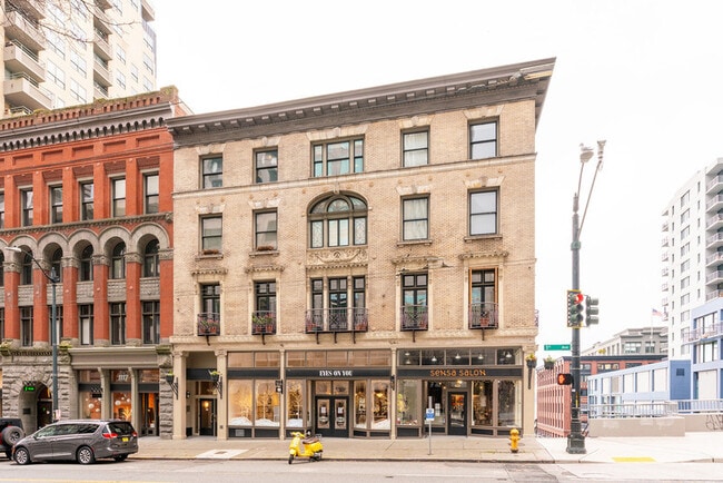 property at 1119 1st Ave