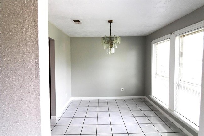 3330 Dragonwick Dr in Houston, TX - Building Photo - Building Photo