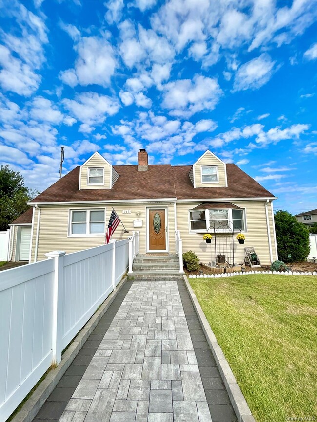 property at 745 S Oyster Bay Rd
