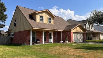 18938 Yaupon Trail in Humble, TX - Building Photo