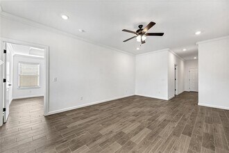 266 S Coventry in Farmington, AR - Foto de edificio - Building Photo