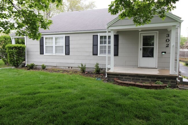 302 E 28th Ave in North Kansas City, MO - Building Photo - Building Photo