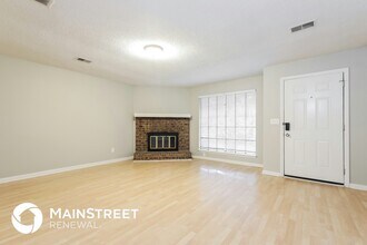 661 Overlook Ct in Jonesboro, GA - Foto de edificio - Building Photo