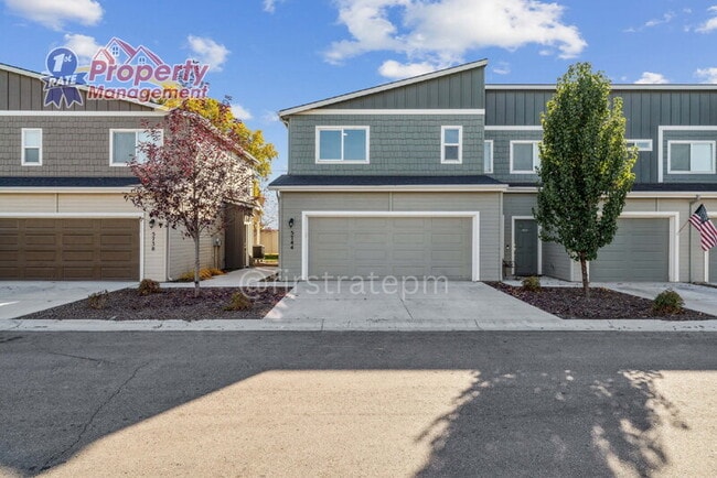 5744 Cherry Ln in Nampa, ID - Building Photo - Building Photo