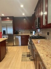 170 Linden St in Massapequa Park, NY - Building Photo - Building Photo