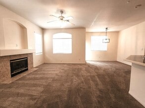 984 Country Skies Ave in Las Vegas, NV - Building Photo - Building Photo