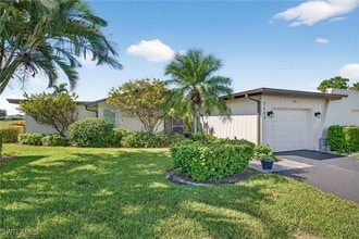 3111 Boca Ciega Dr in Naples, FL - Building Photo - Building Photo