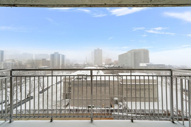 1180 Rue Du Fort