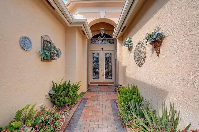 11595 Pamplona Blvd in Boynton Beach, FL - Building Photo - Building Photo