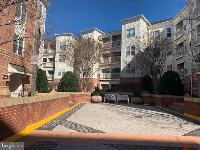property at 9480 Virginia Center Blvd