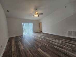 308 Highland Meadows Dr in Davenport, FL - Building Photo - Building Photo