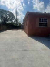9230 NW 16th Ave in Miami, FL - Building Photo - Building Photo