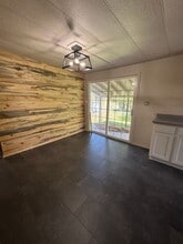 15667 Richardson Ln in Klamath Falls, OR - Building Photo - Building Photo