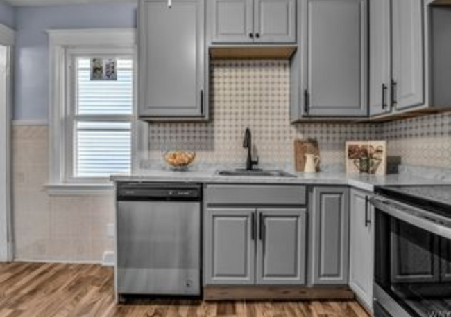 2025 La Salle Ave in Niagara Falls, NY - Building Photo - Building Photo
