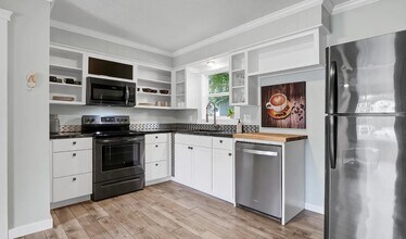 4618 Trafalgar Rd in Wilmington, NC - Building Photo - Building Photo