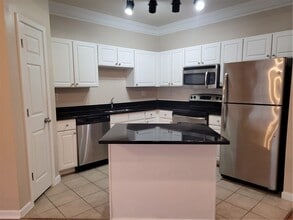 1850 Cotillion Dr in Atlanta, GA - Building Photo - Building Photo