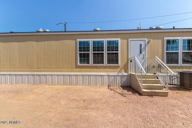 2605 W Van Buren St in Phoenix, AZ - Building Photo - Building Photo