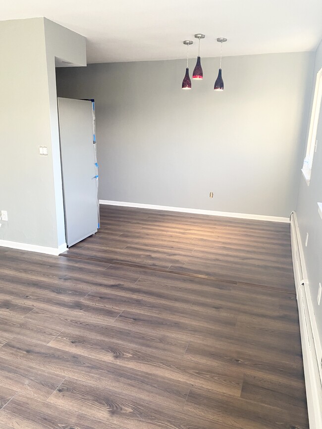 7020 Cottage Ave in North Bergen, NJ - Building Photo - Building Photo