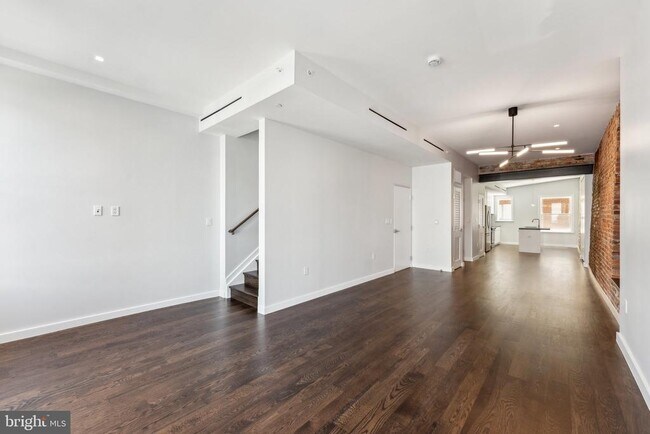 3214 M St NW in Washington, DC - Building Photo - Building Photo