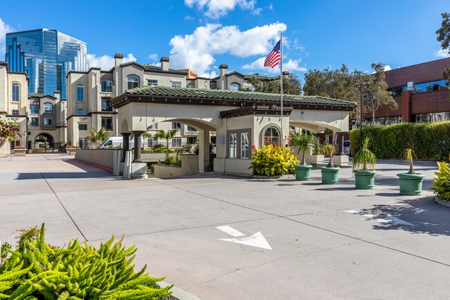 Regents La Jolla in La Jolla, CA - Building Photo - Building Photo
