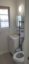 916 W 42 St-Unit -104 in Miami Beach, FL - Foto de edificio - Building Photo