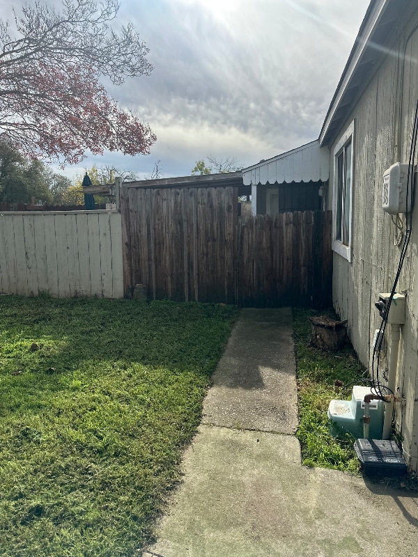 property at 916 Sonoma Ave