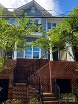 31 Myrtle St in Belmont, NC - Building Photo