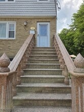 33 Park Dr N, Unit 2 in West Orange, NJ - Foto de edificio - Building Photo