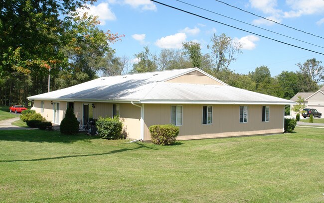 700-710 S Dewitt Dr photo'