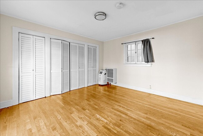 378 1/2 Columbia Ave in Los Angeles, CA - Building Photo - Building Photo