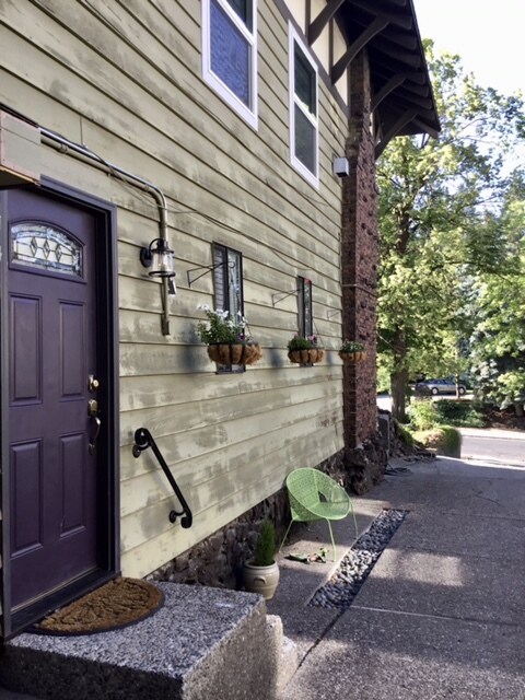 property at 518 W. 15th Avenue