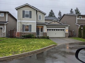 18721 42nd Ave SE in Bothell, WA - Building Photo
