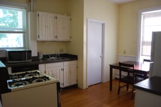 7 Garden St in Newburyport, MA - Foto de edificio - Building Photo