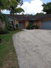 13484 Jonquil Ct in Wellington, FL - Building Photo - Building Photo