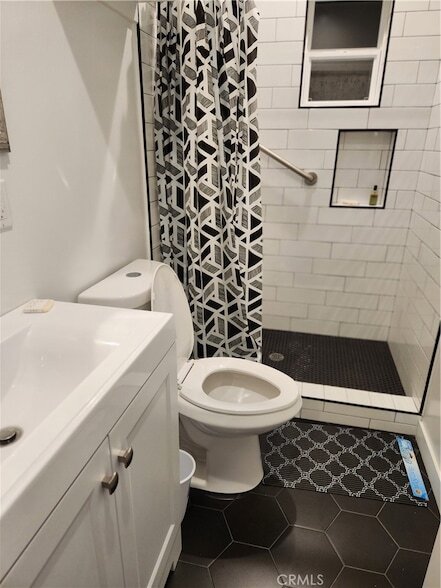 property at 10710 Helendale Ave