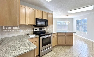 2527 Pine Shadows Dr in Sugar Land, TX - Building Photo - Building Photo