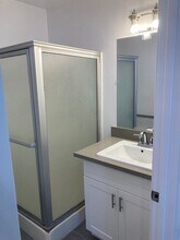 4653 Coldwater Canyon Ave, Unit 6 in Los Angeles, CA - Foto de edificio - Building Photo