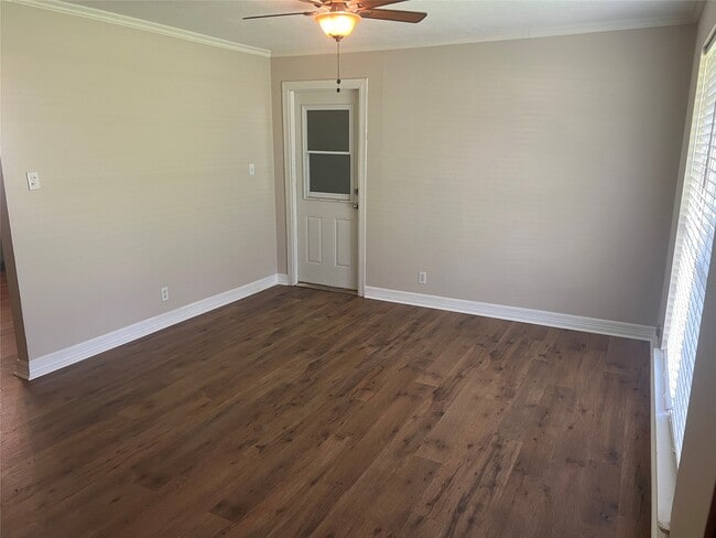 16109 Clarence St in Needville, TX - Building Photo - Building Photo