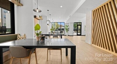 4312 Yancey Rd, Unit B3 in Charlotte, NC - Building Photo - Building Photo