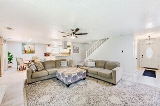 6622 Rockergate Dr in Missouri City, TX - Building Photo - Building Photo