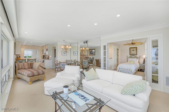 property at 1851 Gulf Shore Blvd N