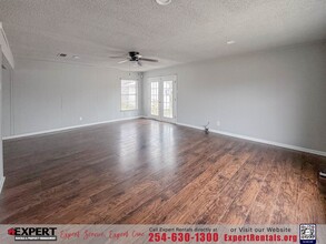 808 Carmen St in Killeen, TX - Building Photo - Building Photo