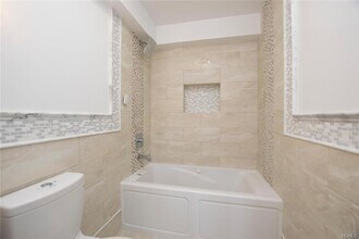 65 Dunston Ave in Yonkers, NY - Building Photo - Building Photo