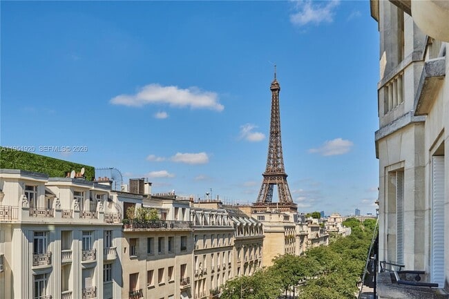 property at 9 Avenue Frederic Le Play Ave